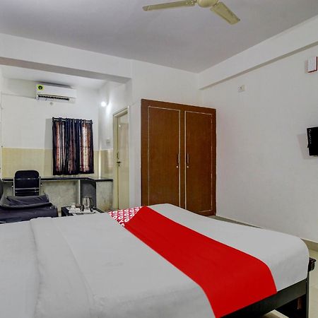 Hotel O Stay U Like Hotel'S Haiderabad Buitenkant foto