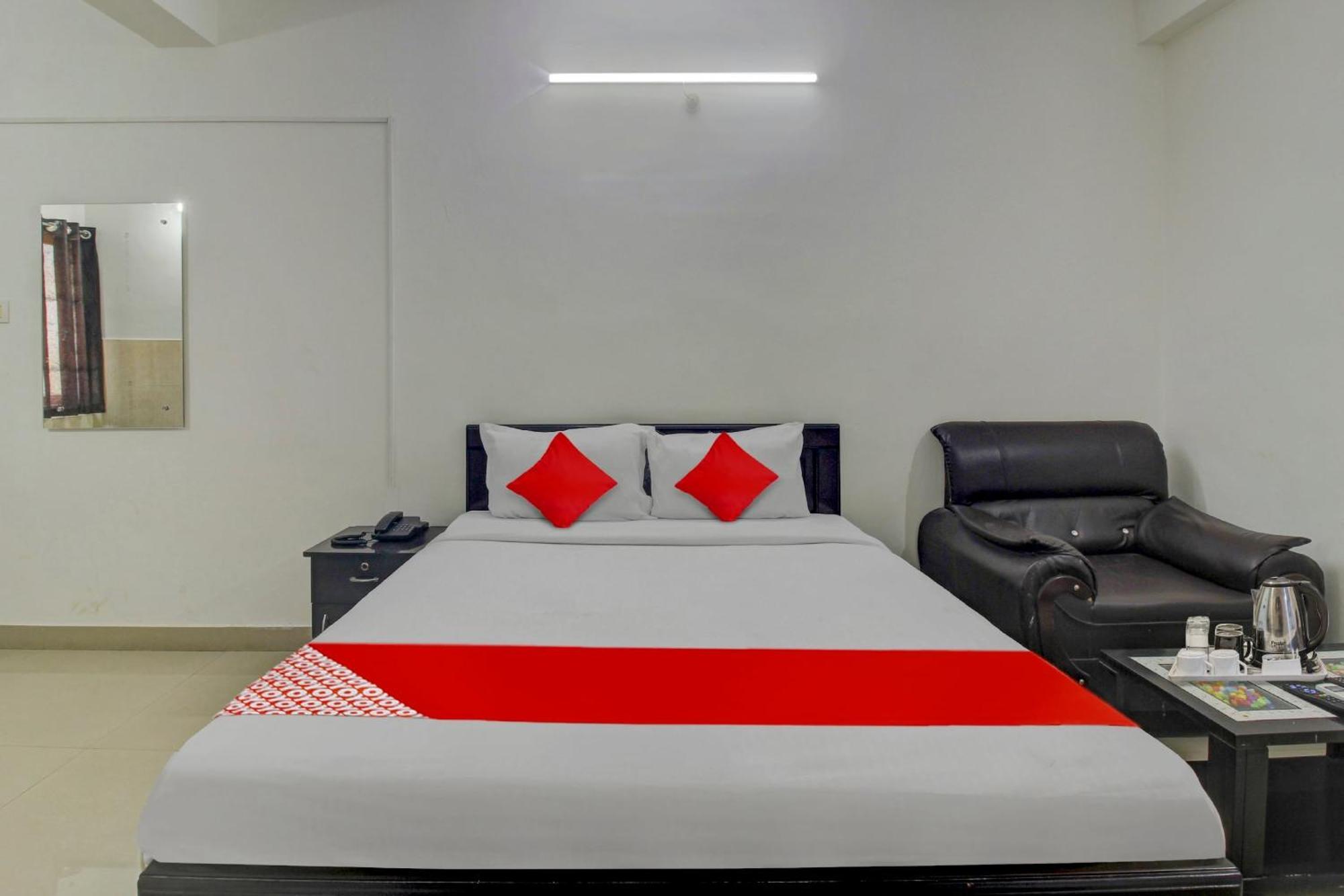 Hotel O Stay U Like Hotel'S Haiderabad Buitenkant foto