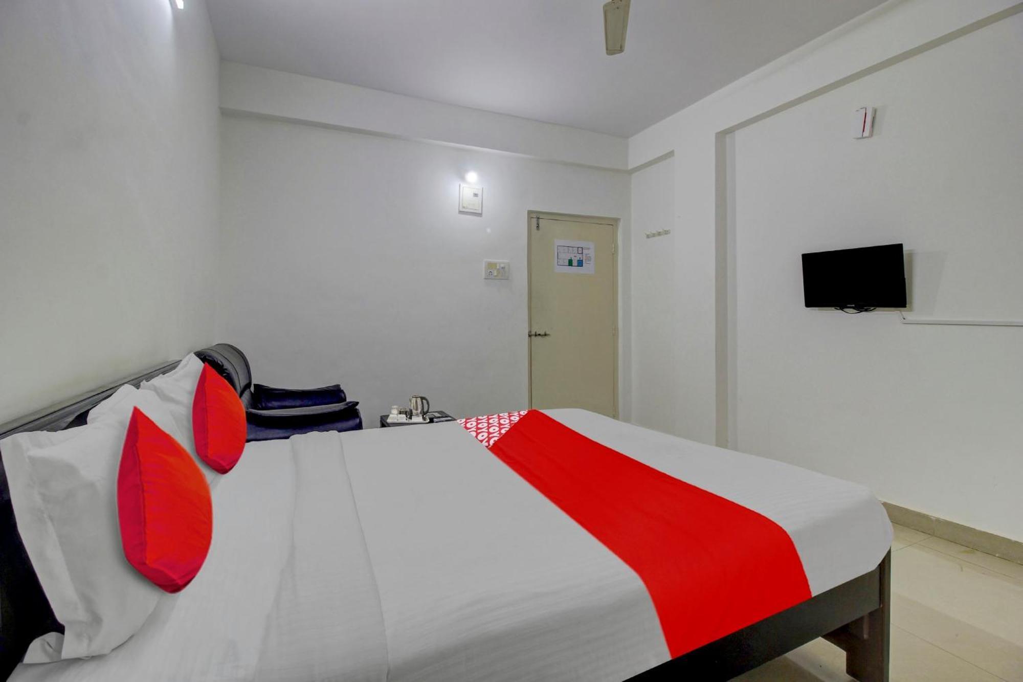 Hotel O Stay U Like Hotel'S Haiderabad Buitenkant foto
